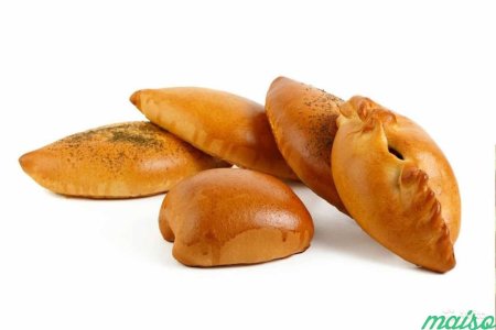 Пирожки на белом фоне