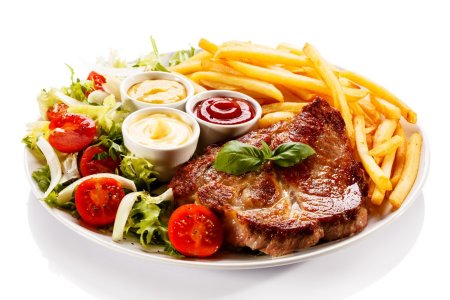 Вкусная еда на белом фоне