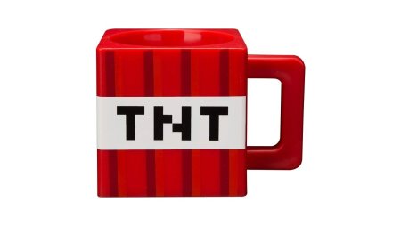 TNT на белом фоне
