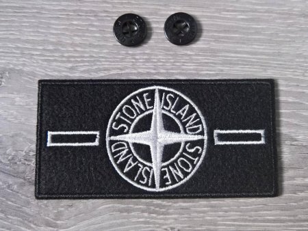 Белый патч Stone Island