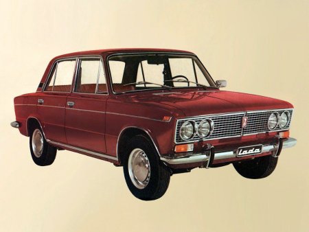 Советский автопром ВАЗ 2103