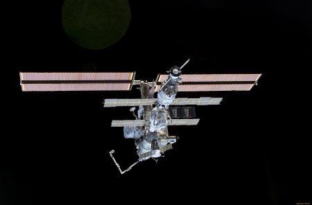 Международная Космическая станция без фона