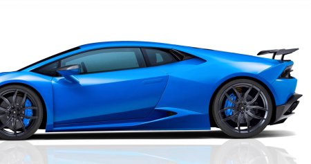Lamborghini сбоку синий