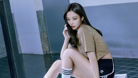 Дженни из BLACKPINK 2021