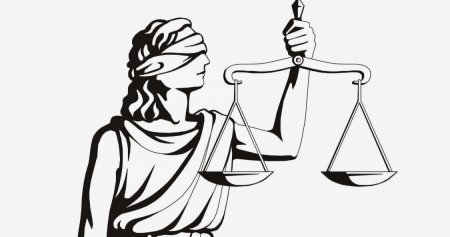 Богиня правосудия с ребёнком