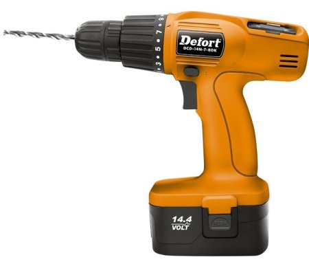 Шуруповерт DEFORT DCD-12