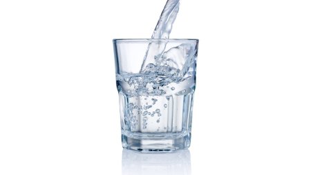 Стакан воды