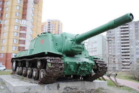 ИСУ 152 С башней