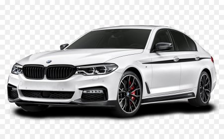 BMW 5 g30 на белом фоне